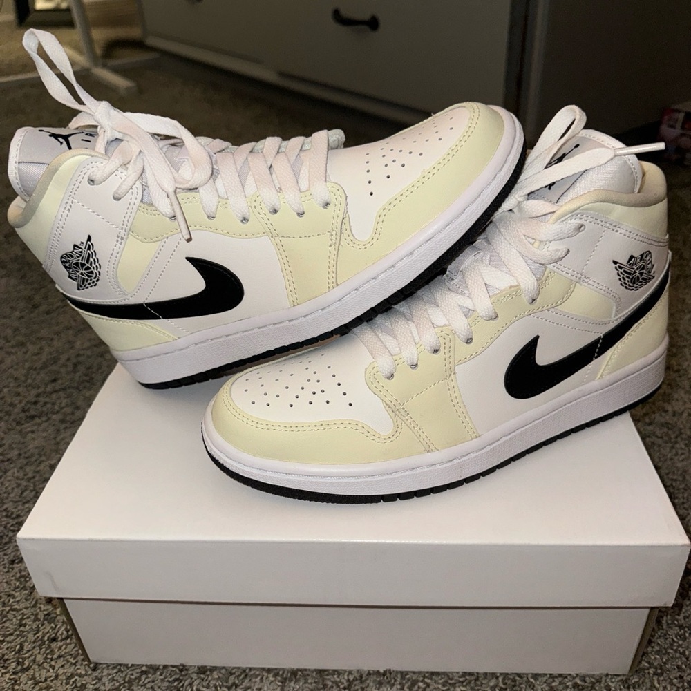 Jordan 1 size 7.5